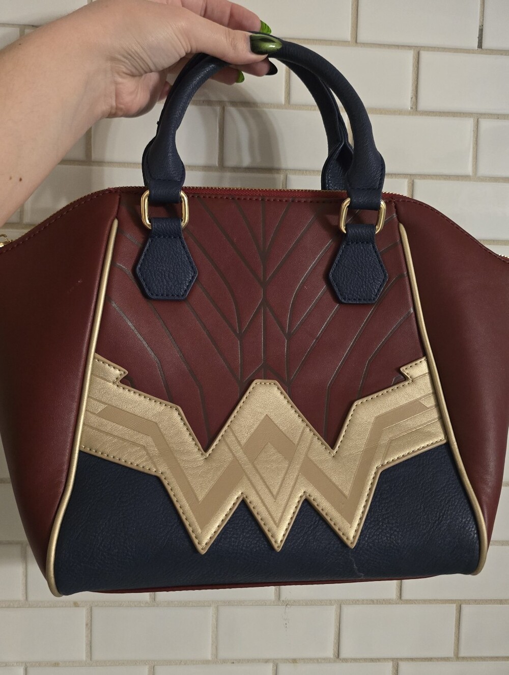 Loungefly DC Comics Justice League Wonder Woman Satchel Bag